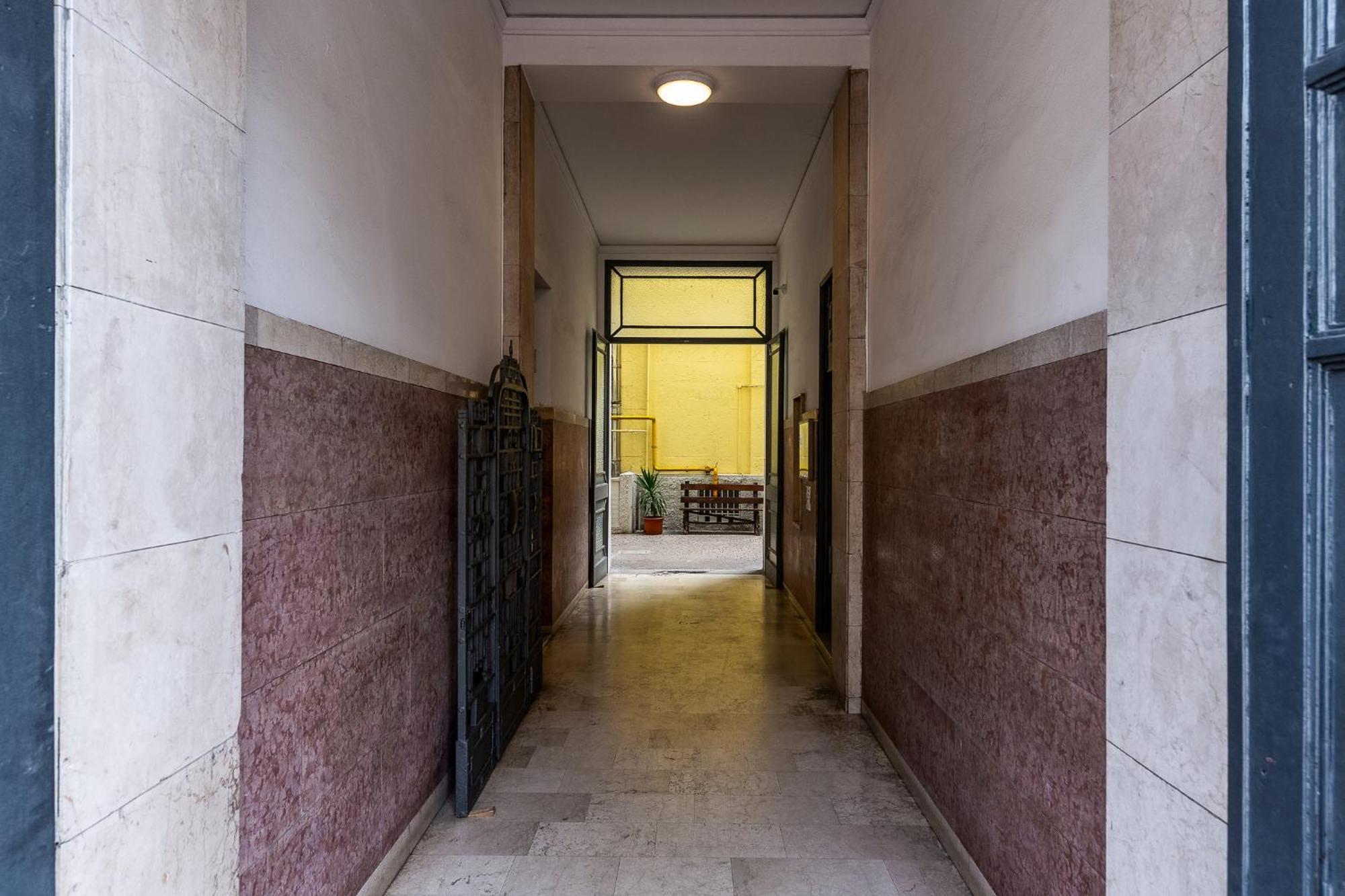 Luxury Apartment - Near Stazione Centrale Milán Exterior foto